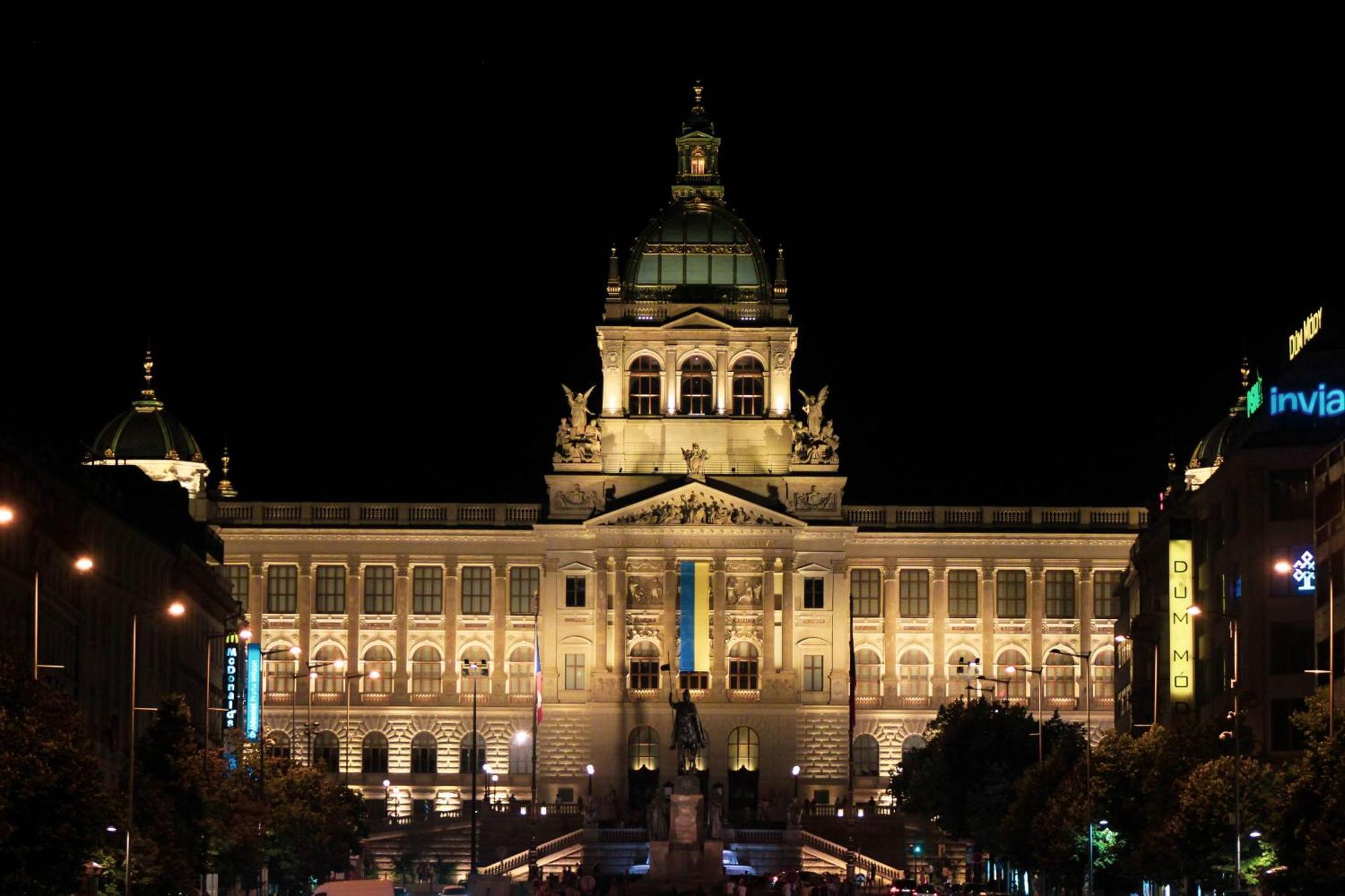 New Design & Style Apartments 50M From Wenceslas Square Praga Exterior foto